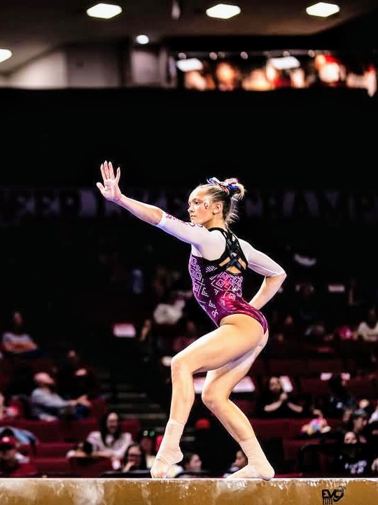 Elle Mueller of Oklahoma Gymnastics